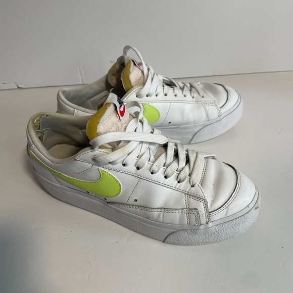 NIKE BLAZER LOW  PLATFORM Sneaker 'LEMON TWIST - Picture 4 of 14